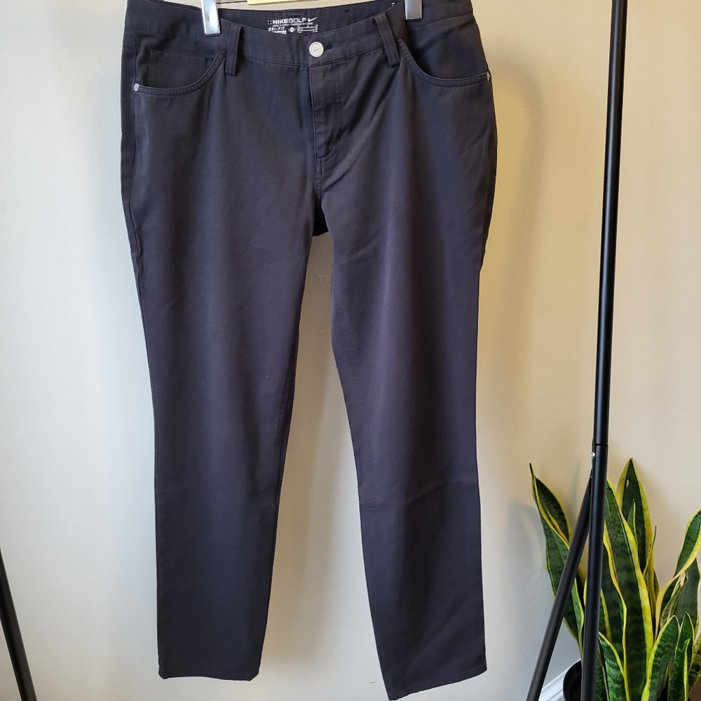 Nike women's golf dry-fit straight leg black pant. Size 10